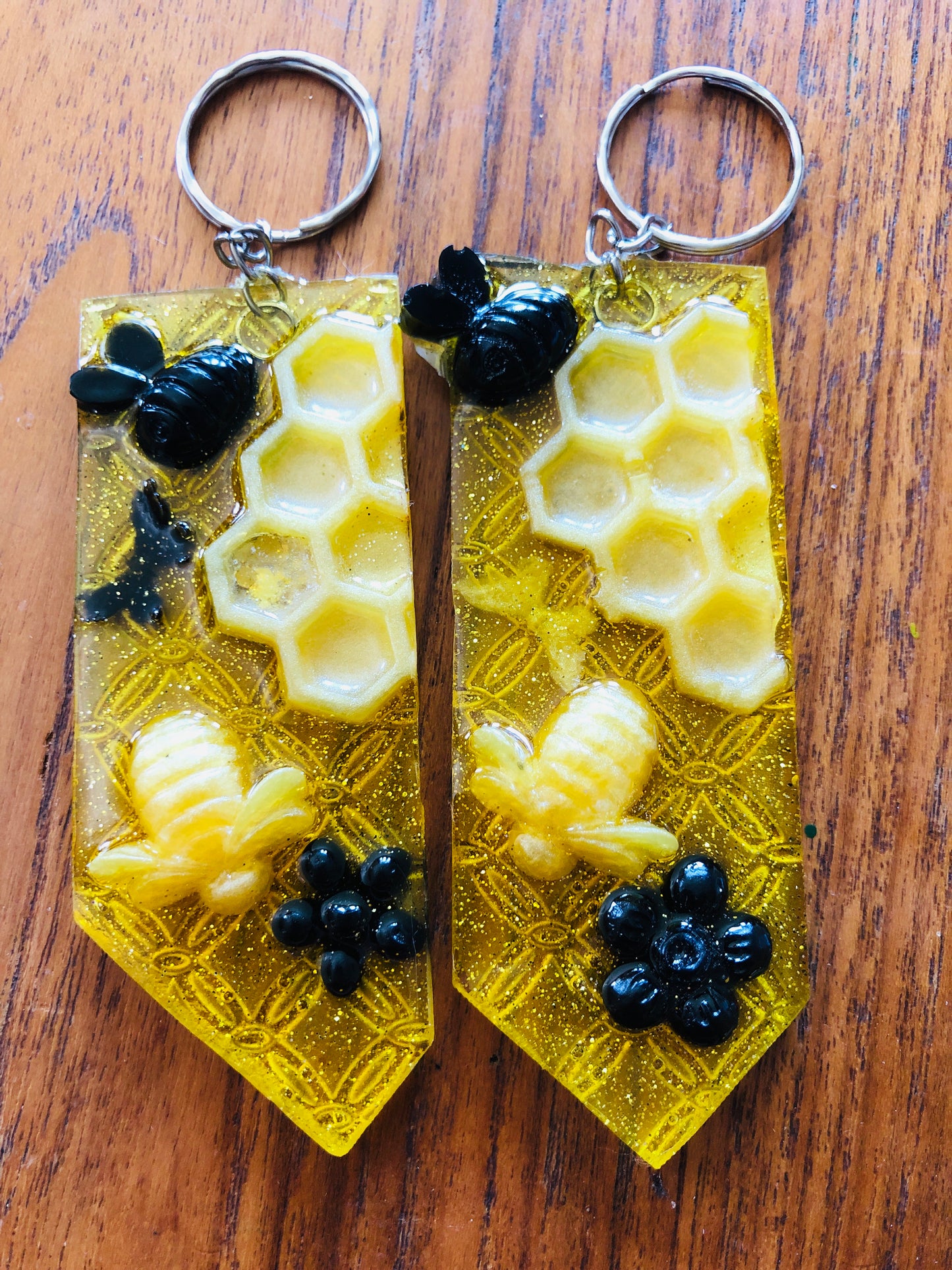 Bumble Bee Bag Tags - Resin KeyRings - Made to Order ππ€π