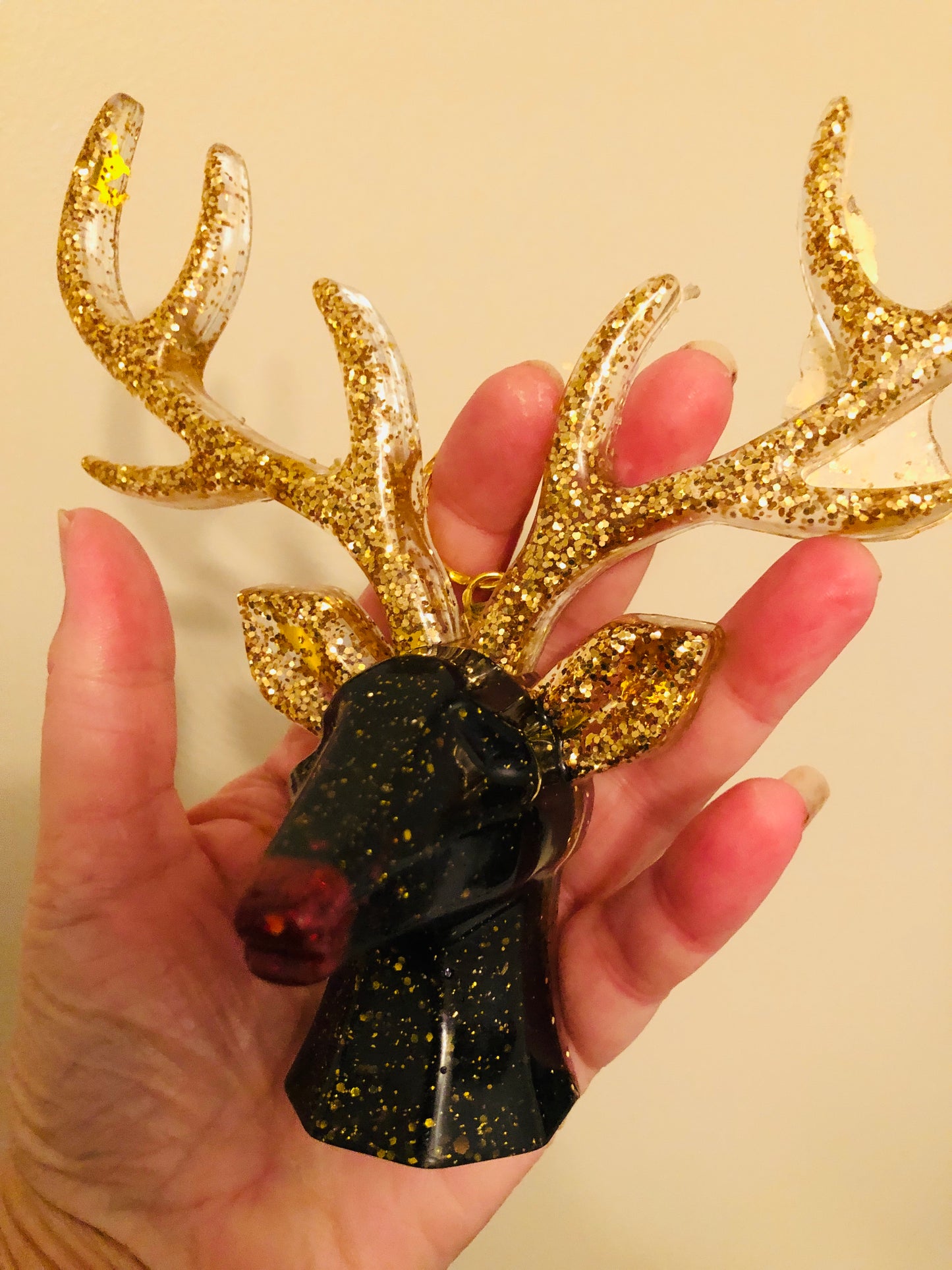 The Reindeer Head & Antler Ornament 🖤