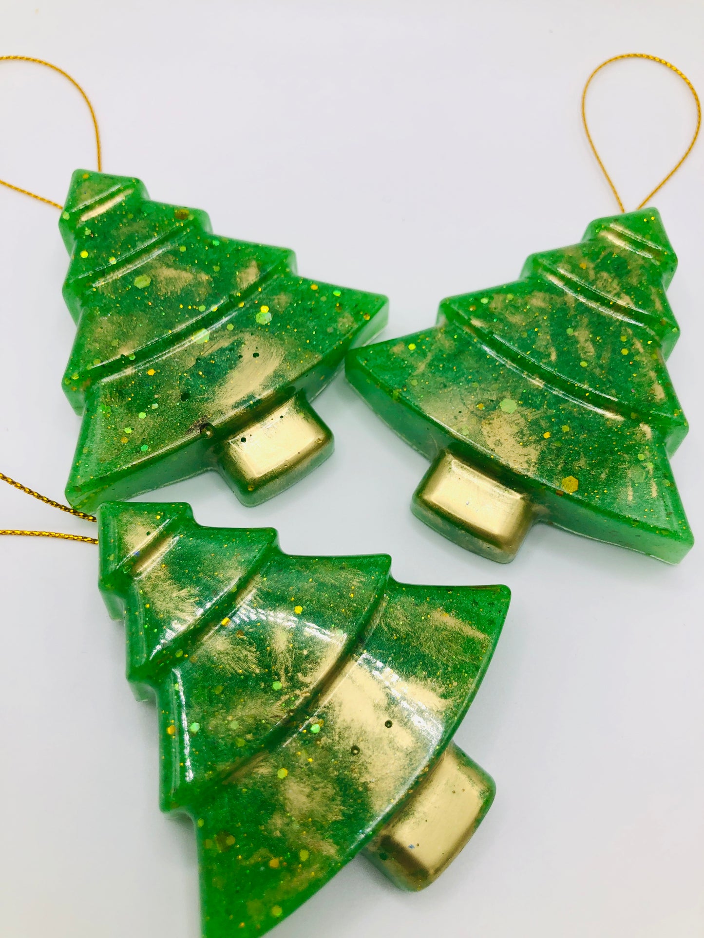 The Christmas Tree Shaped Hanging Ornament 🎄