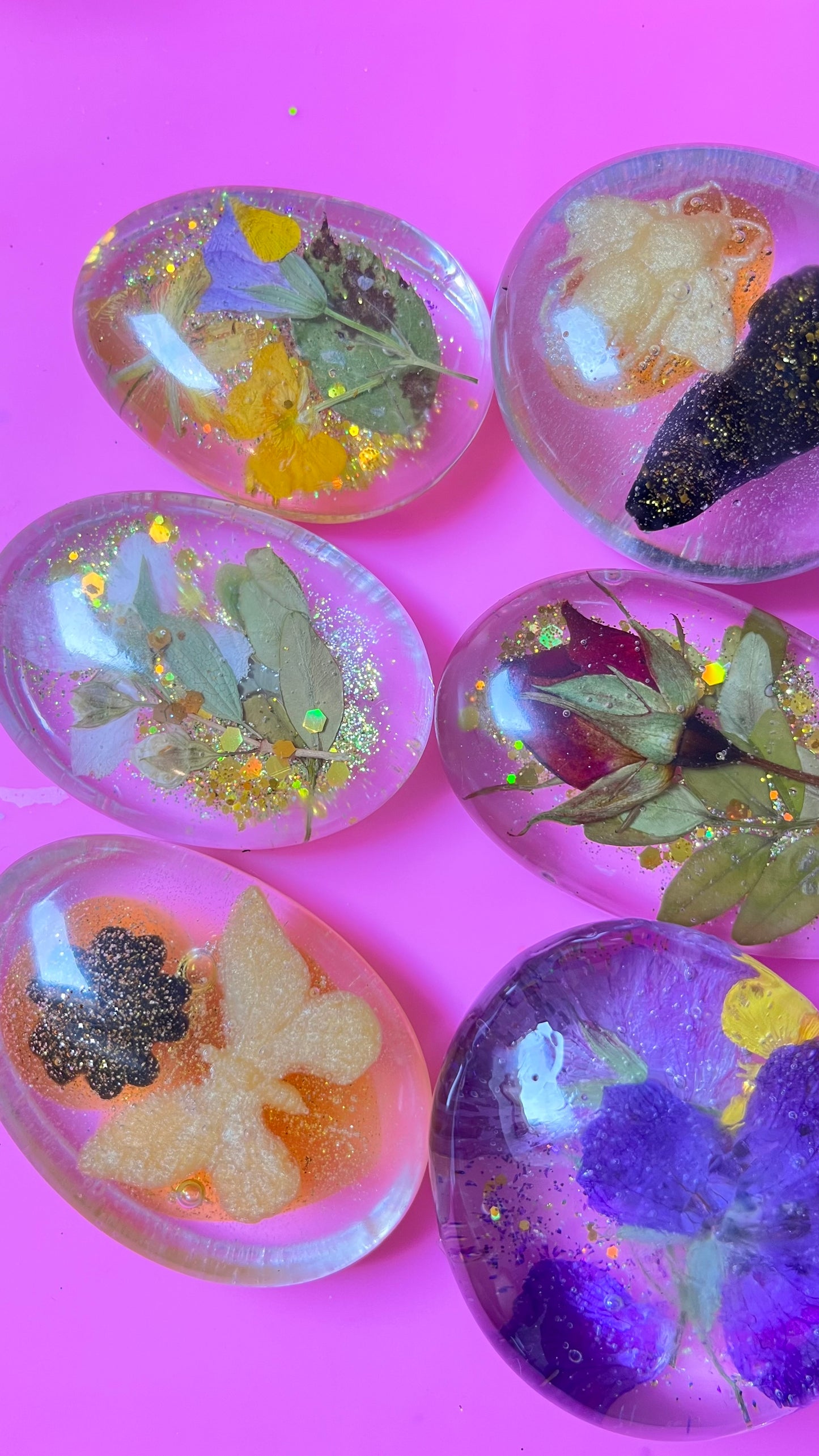 Bees and Flowers Resin Collection 🖤💛💜🩷💛🖤